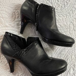 Ankle boots
